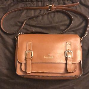 kate spade tan leather Essex Scout crossbody bag